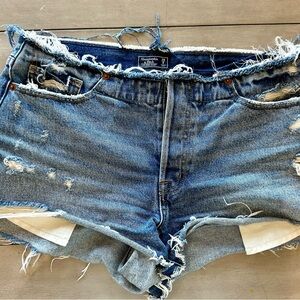 Women’s Abercrombie and Fitch Low Rise Destroyed Shorts Size 29